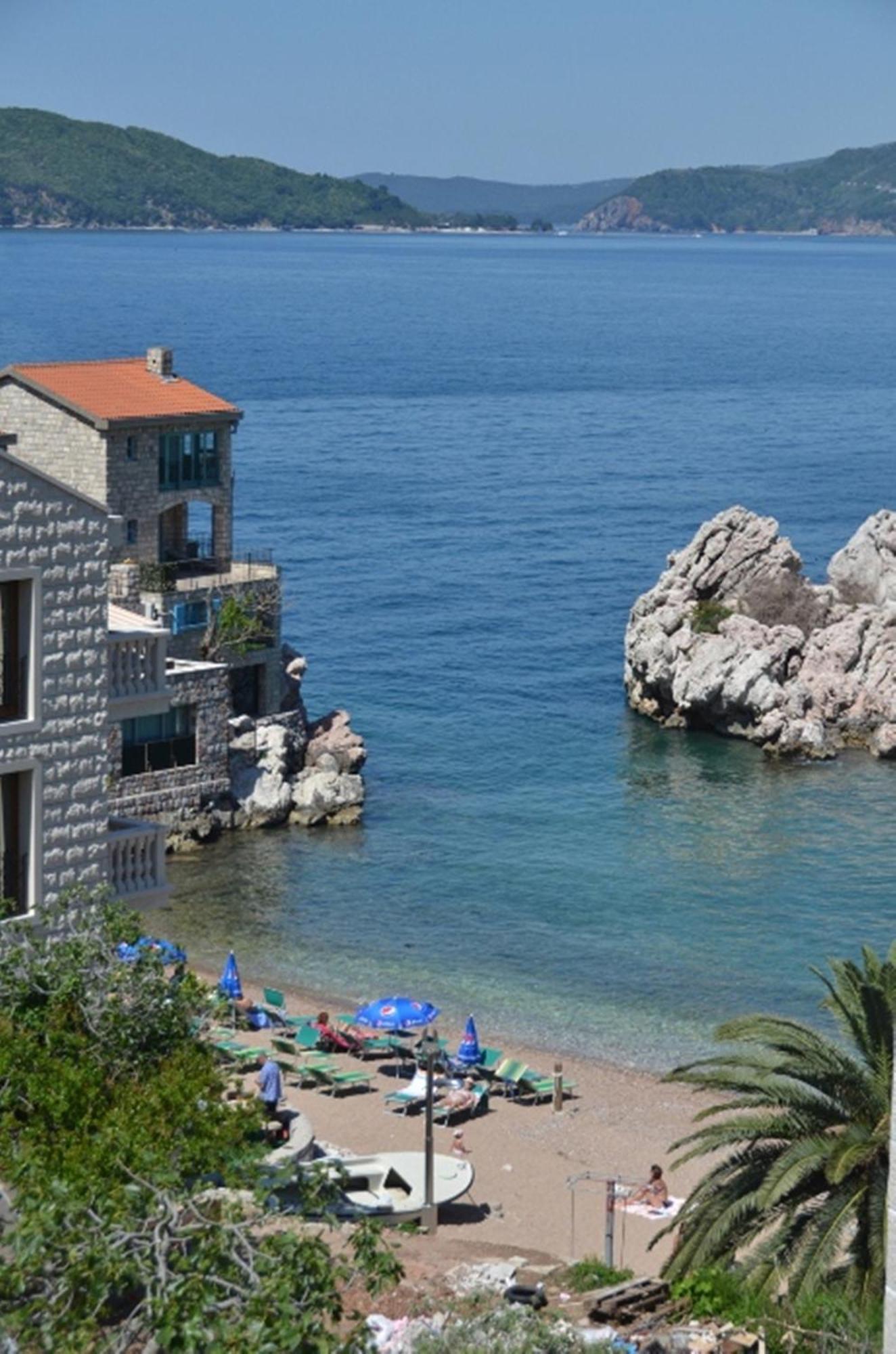 Guest House Villa Pastrovka Sveti Stefan Ruang foto