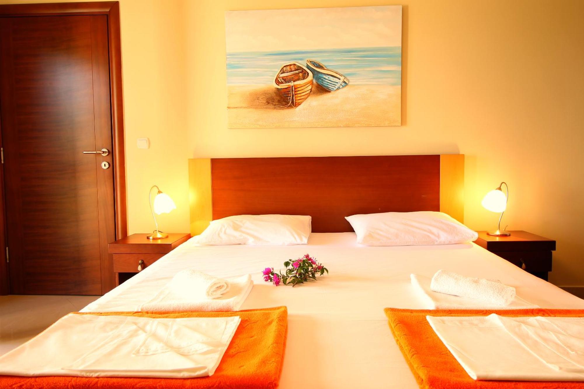 Guest House Villa Pastrovka Sveti Stefan Ruang foto