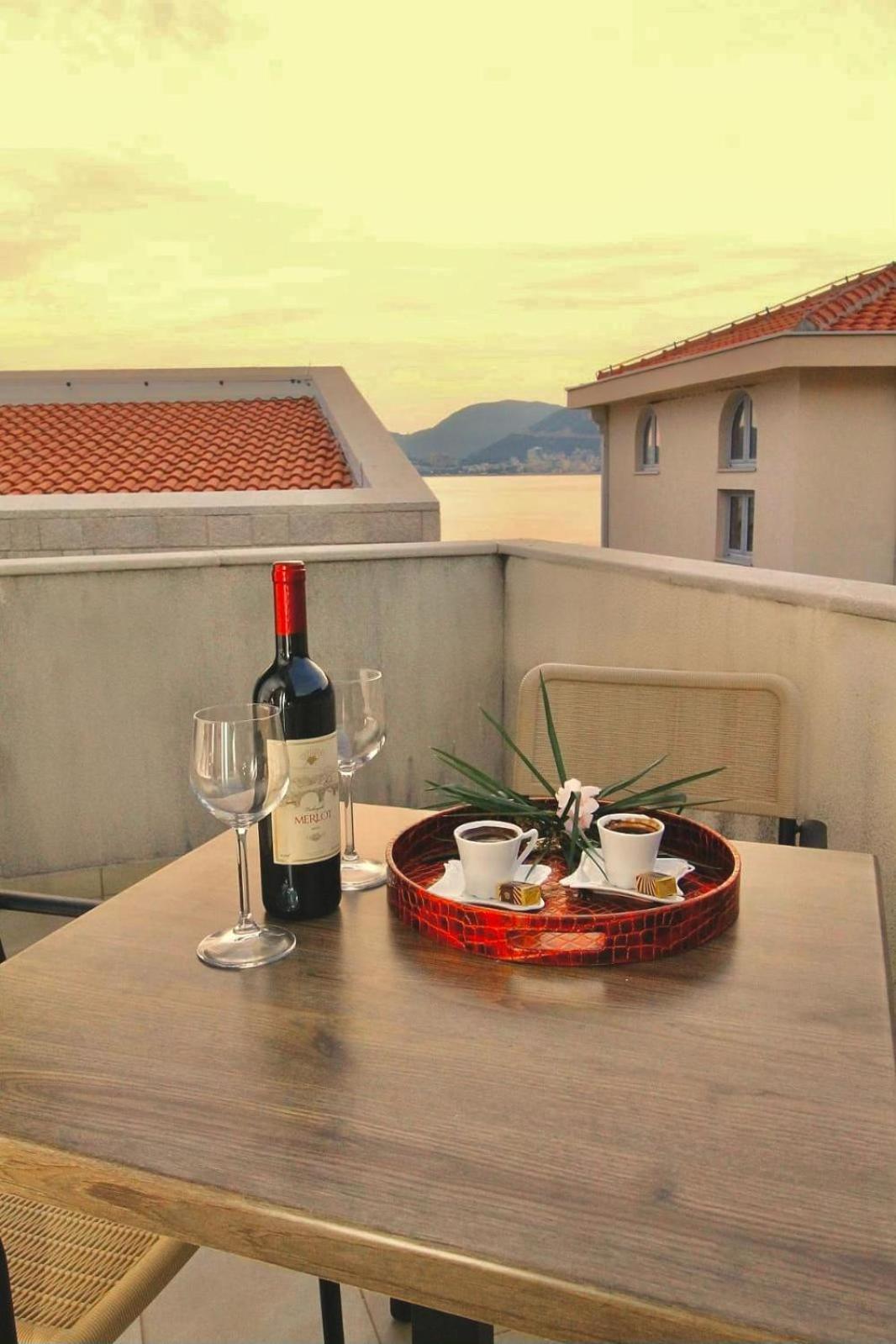 Guest House Villa Pastrovka Sveti Stefan Bagian luar foto