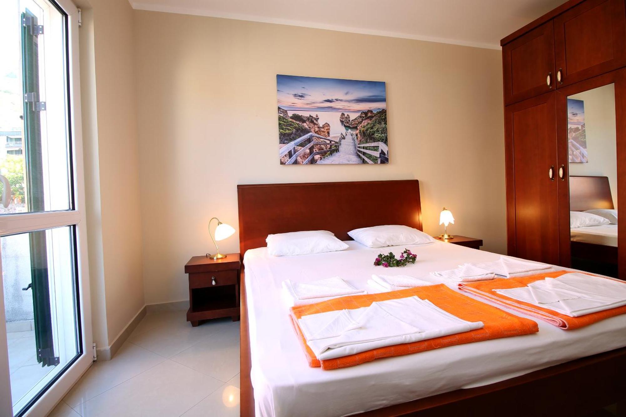 Guest House Villa Pastrovka Sveti Stefan Bagian luar foto